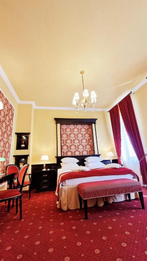 Hotel Central Park Sighisoara Ngoại thất bức ảnh